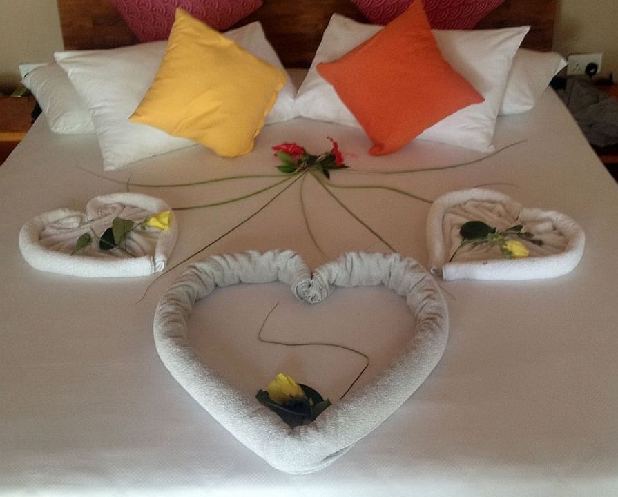 Zimmer Kudafushi Resort & Spa