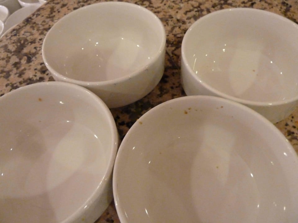 Tassen u. Gläser mit schmutz Melia La Palma Hotel