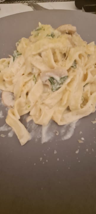 Gastro Rose Rayhaan by Rotana