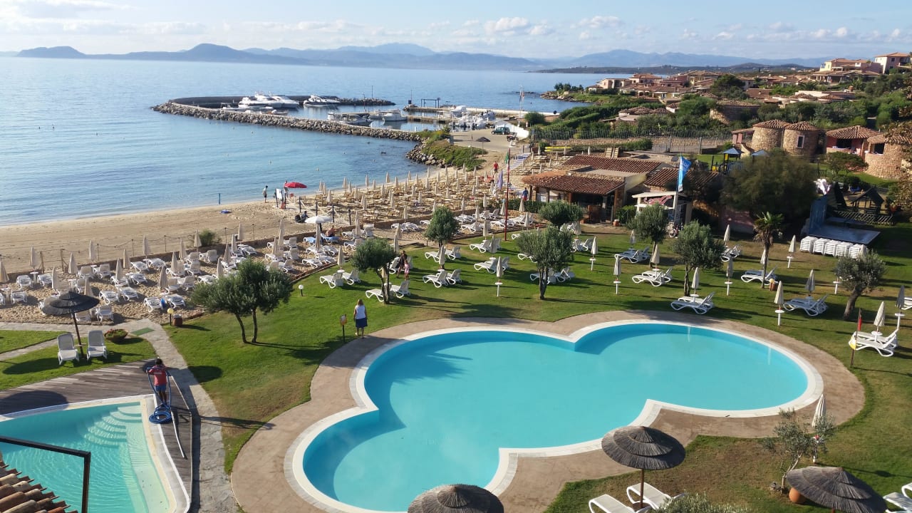 Übersicht der schönen Hotelanlage Appartments Baia Caddinas Clubresidence