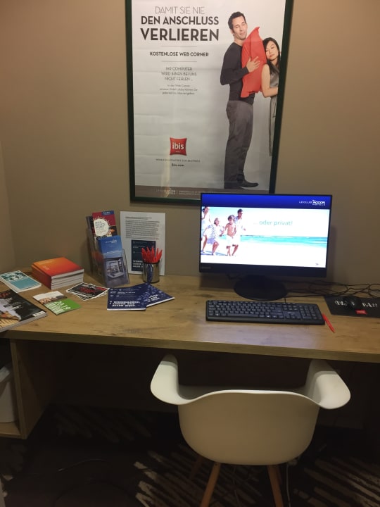 Lobby B&B HOTEL Fulda-Hbf