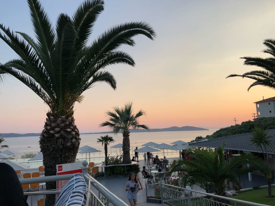 Ausblick Akrathos Beach Hotel