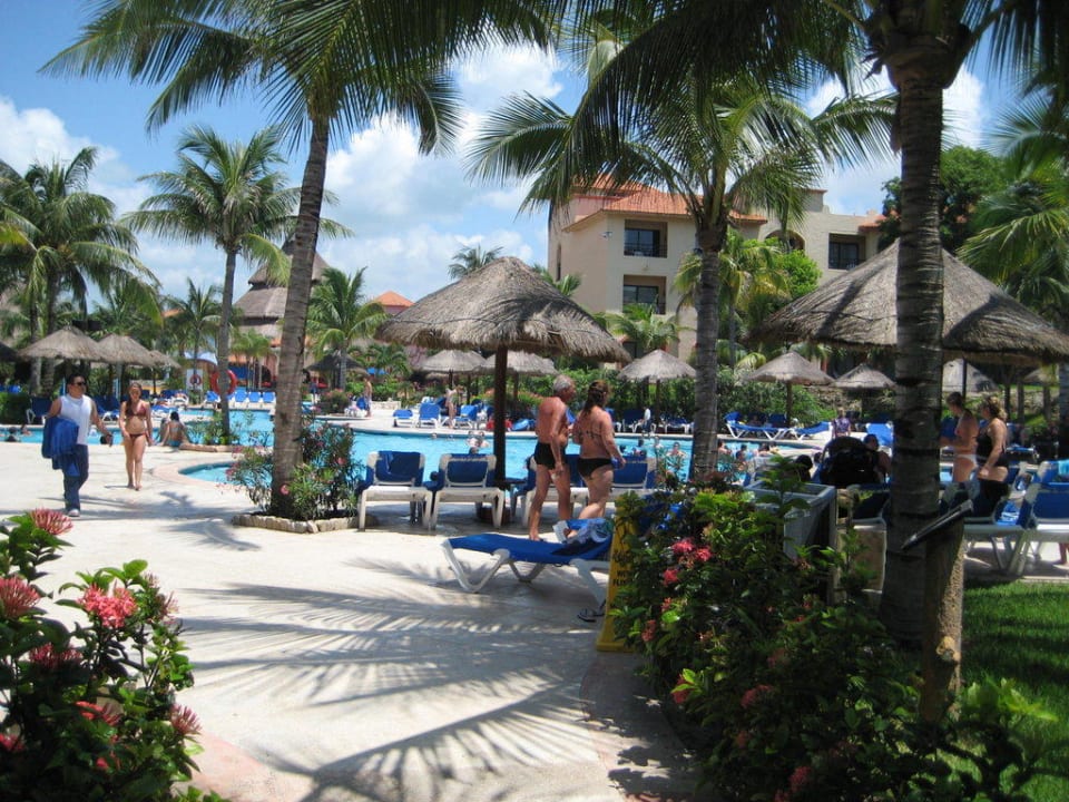 Pool Sandos Playacar Beach Resort
