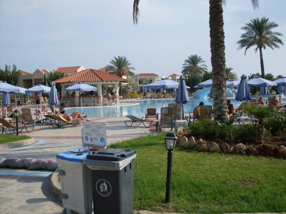 Blick zum Pool Lindos Princess Beach Resort & Spa