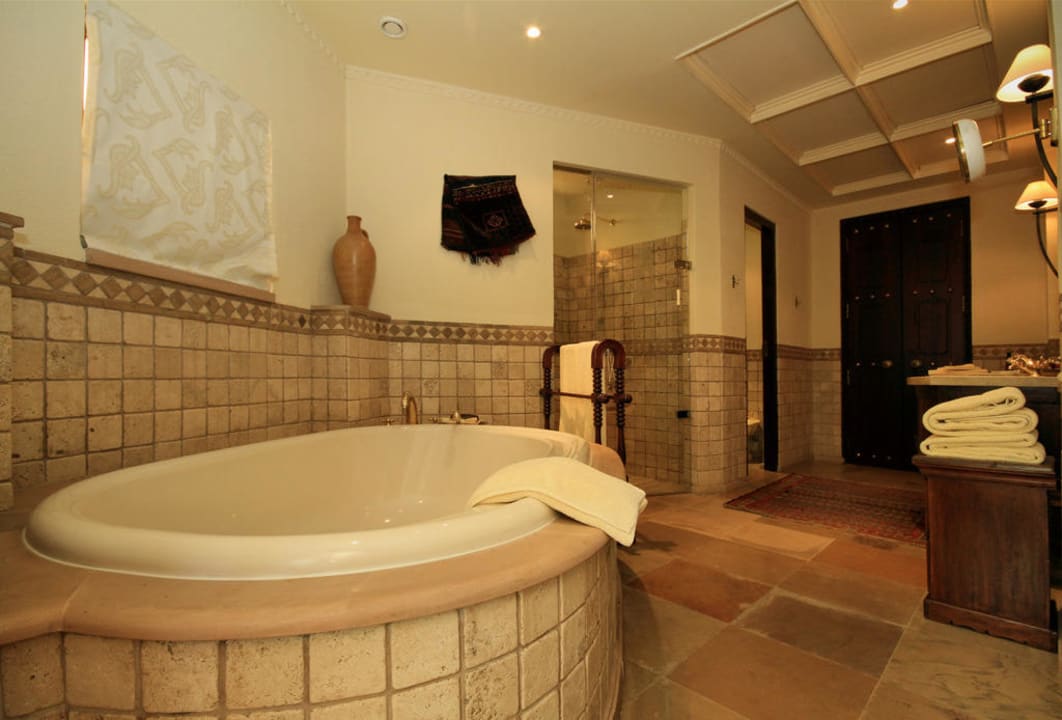 Bedouin Suite Nr. 20 Al Maha, A Luxury Collection Desert Resort & Spa