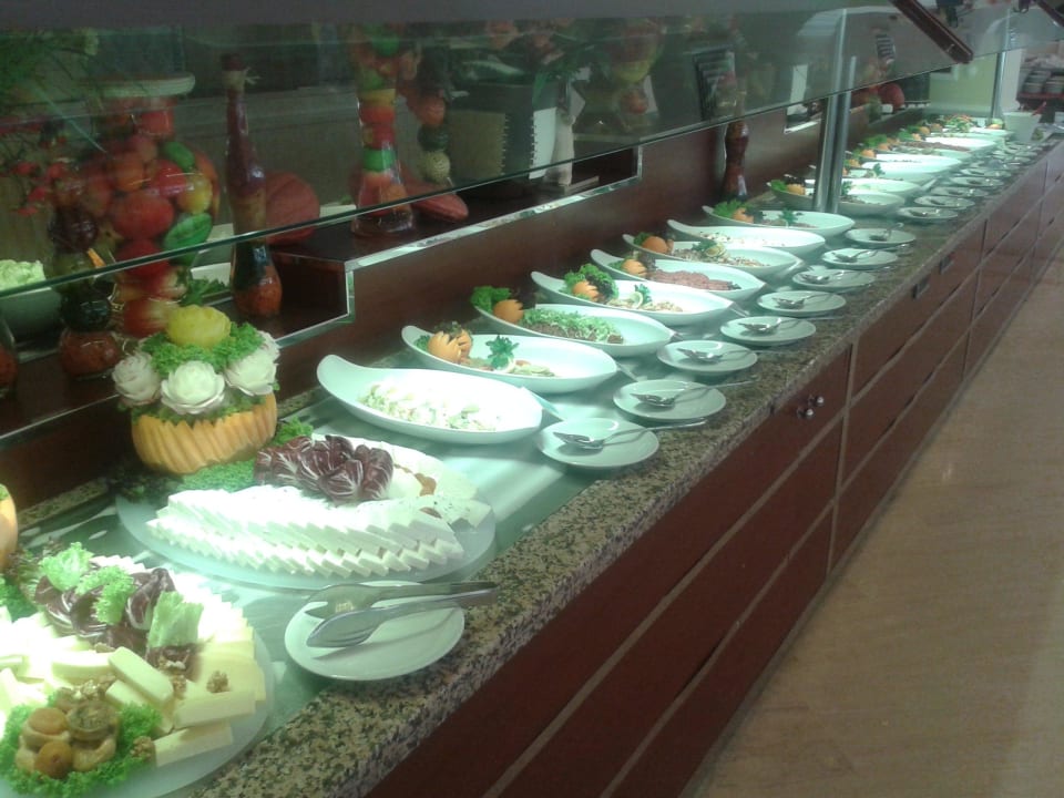 Salatbar Teil 1 Miramare Queen Hotel