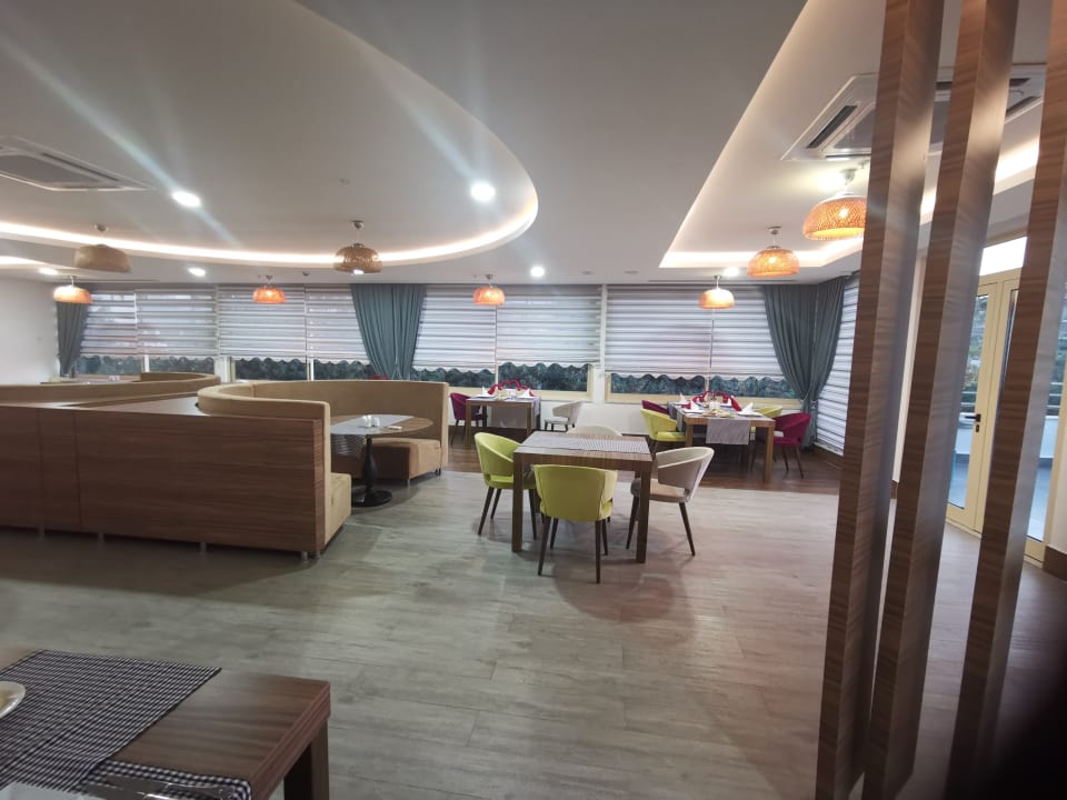 Gastro Side Aquamarin Resort & Spa