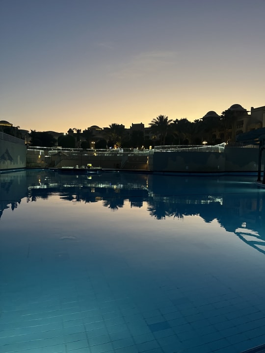 Pool Serenity Alpha Beach