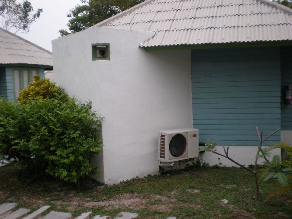 Außendusche Superior Bungalows Sai Kaew Beach Resort