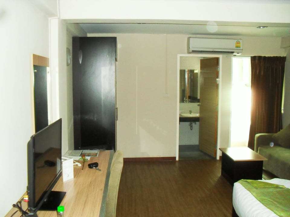 Blick zum Bad Hotel Golden Jade Suvarnabhumi