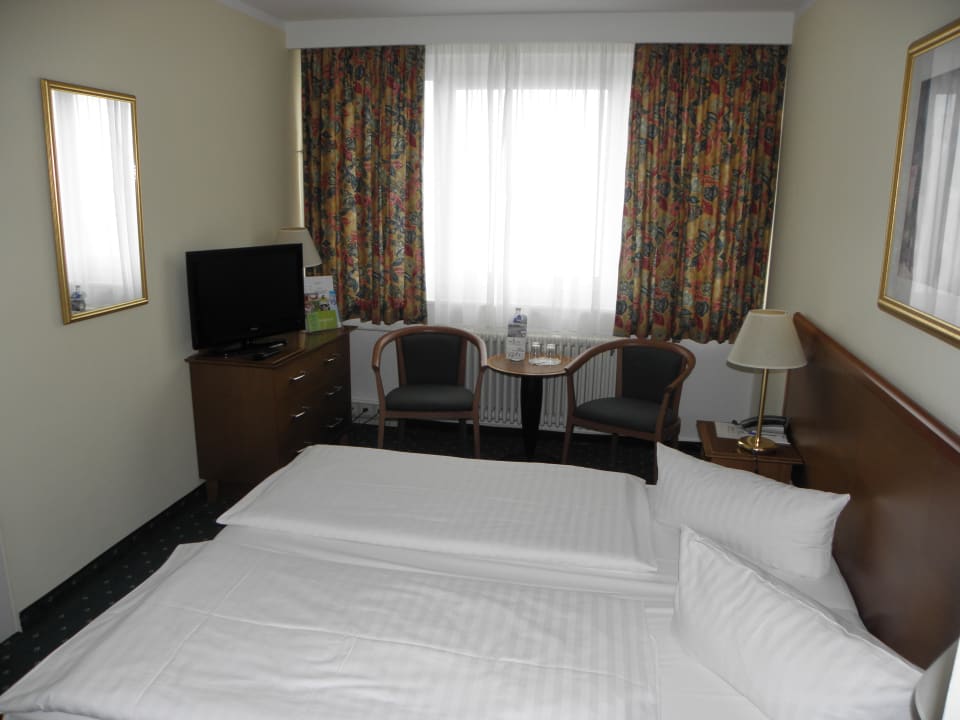 Doppelzimmer 5. Etage AHORN Hotel Am Fichtelberg