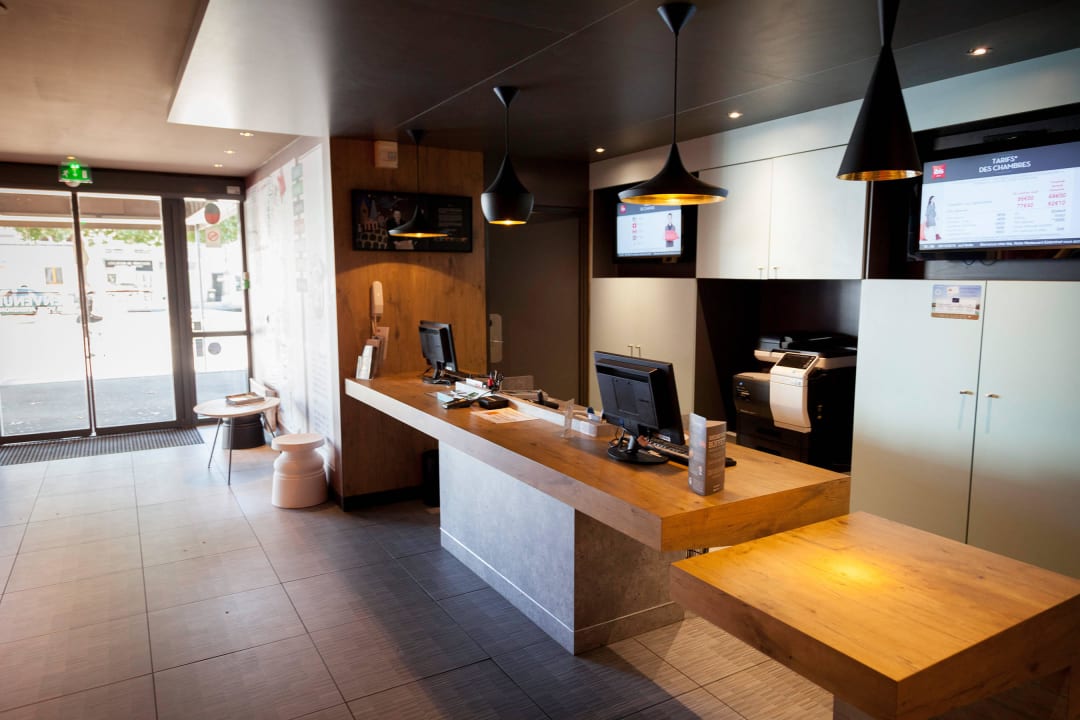 Accueil IBIS Lorient Centre Gare  Hotel Ibis Lorient Centre Gare