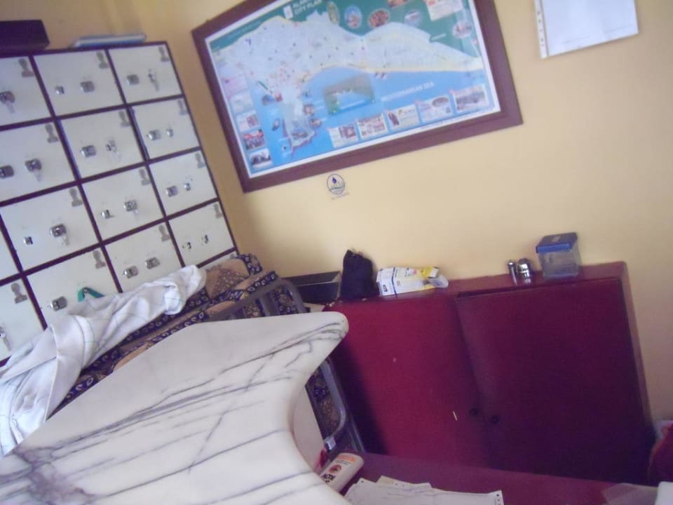 Recepcja 3 gwiazdkowego hotelu ITAKI Bella Bravo Suite Hotel