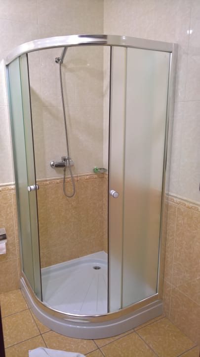 Zimmer Hotel Sharq