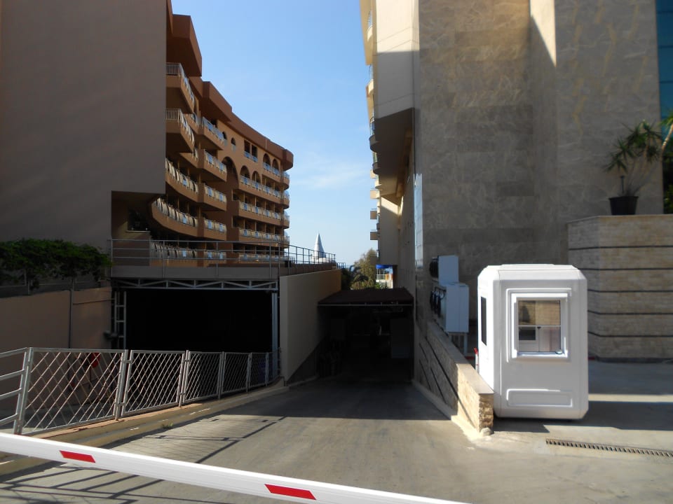 Seitlicher Landblick Saphir Resort & Spa