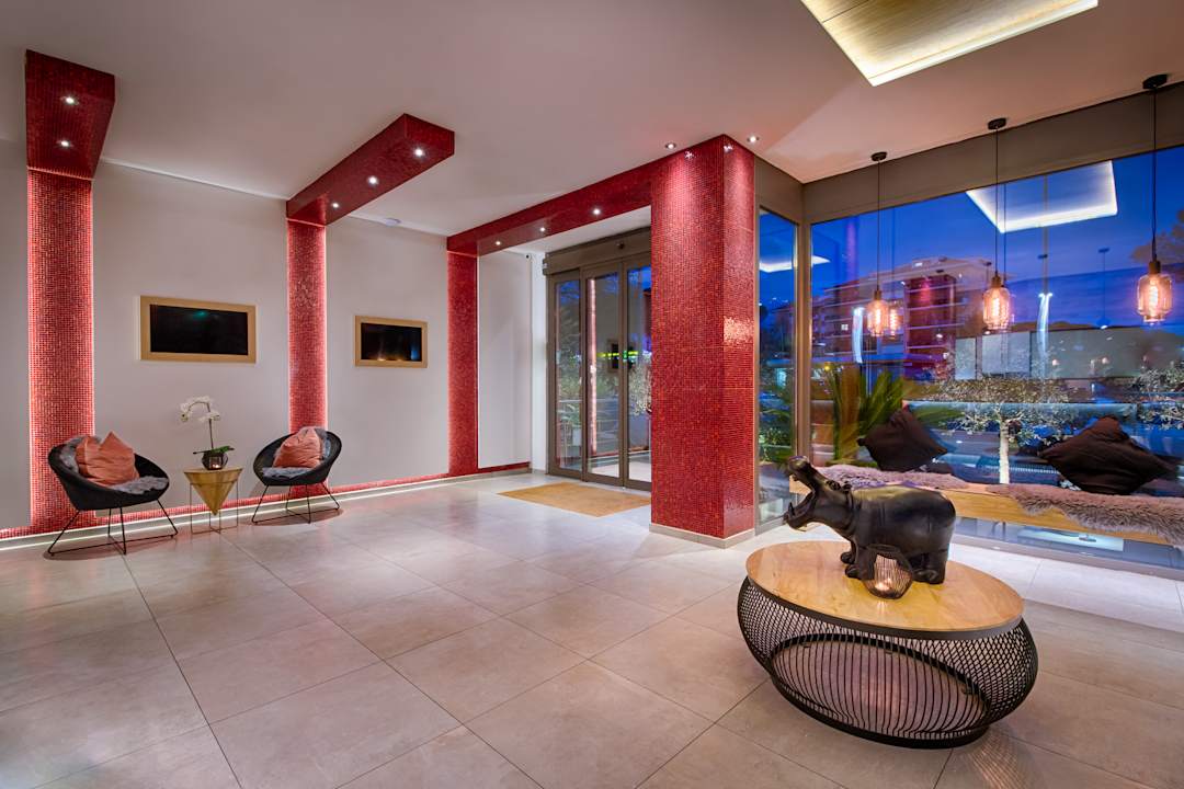 Lobby Hotel Raganelli