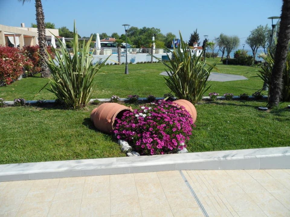 Gartenanlage alltoura Club Hotel Poseidon Palace