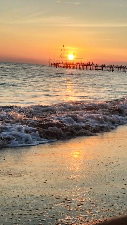 Strand Diamond De Luxe Hotel & Spa