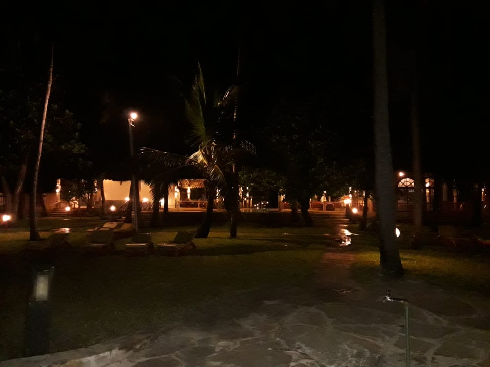 Gartenanlage Neptune Village Beach Resort & Spa