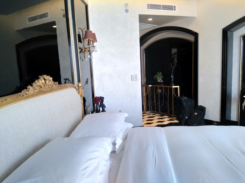 Zimmer DoubleTree by Hilton Hotel Izmir Airport