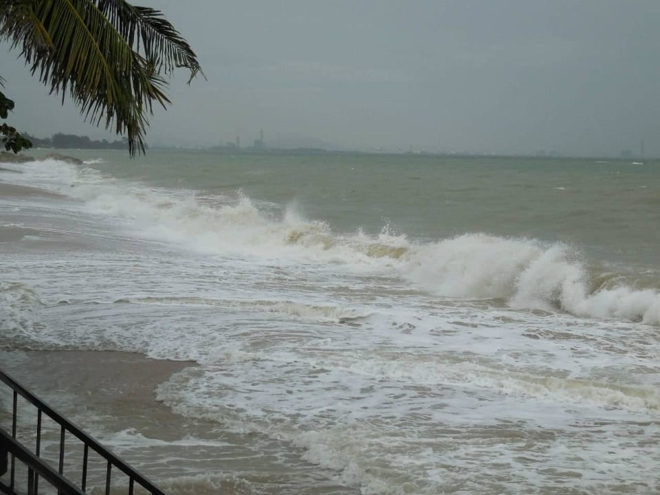 Был шторм Hotel Phala Cliff Beach Resort & Spa