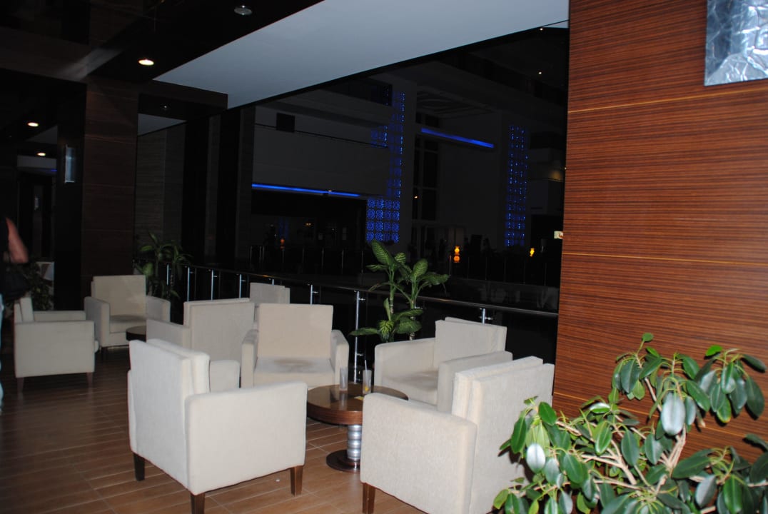 Bar w lobby Seaden Sea World Resort & Spa