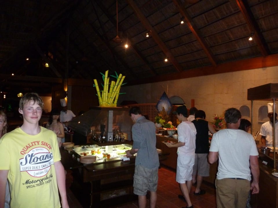 Abendbuffet Kuramathi Maldives