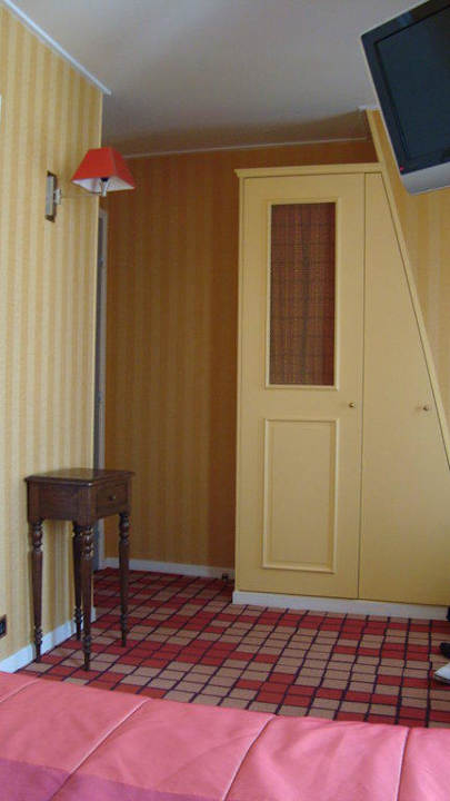 Sicht vom Bett Hotel des Arts Montmatre