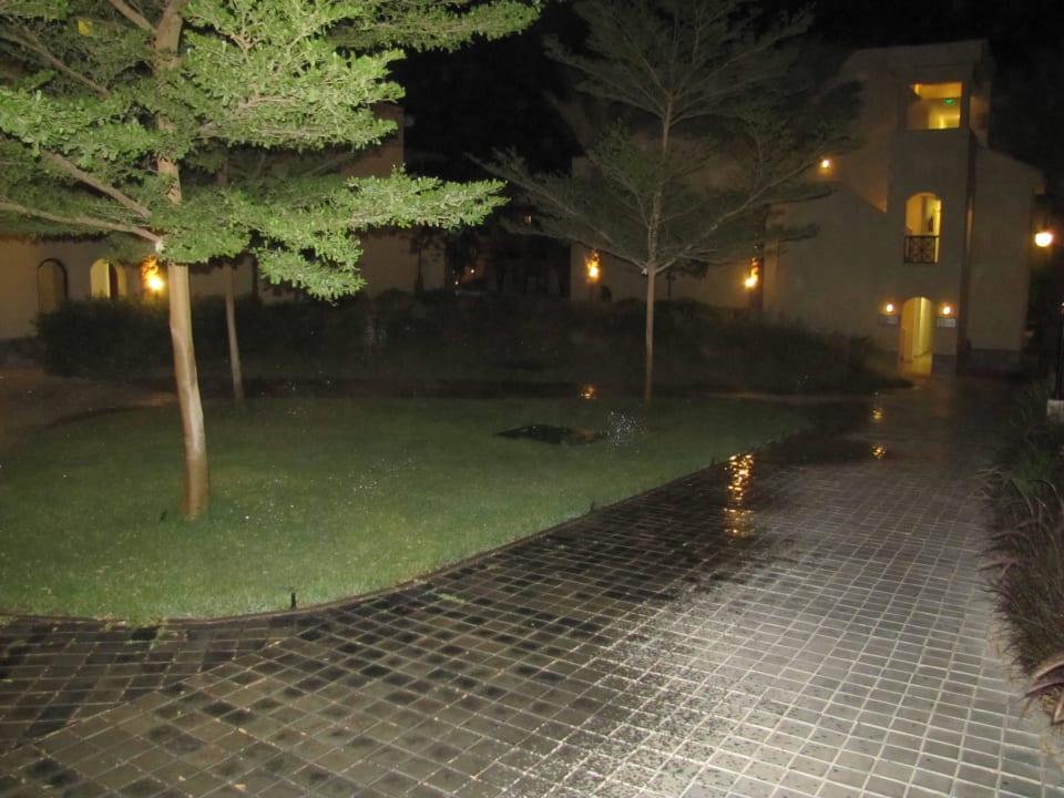 Große Anlage mit einzelnen Wohnhäusern Stella Garden Resort & Spa, Makadi Bay