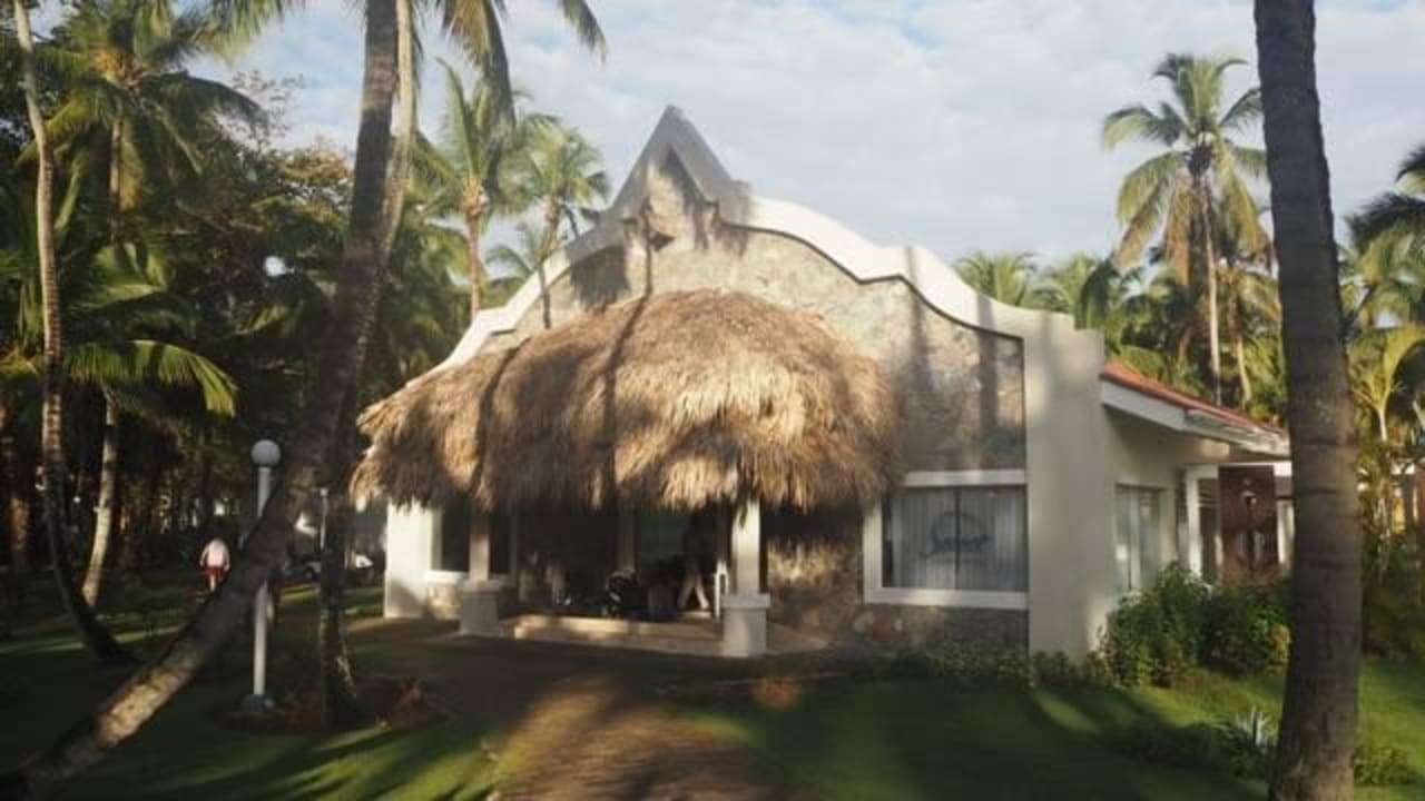 Eingang Cooee Bereich Wyndham Alltra Samana