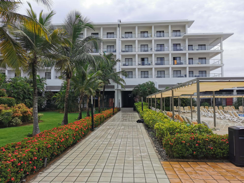 Gartenanlage Hotel Riu Sri Lanka