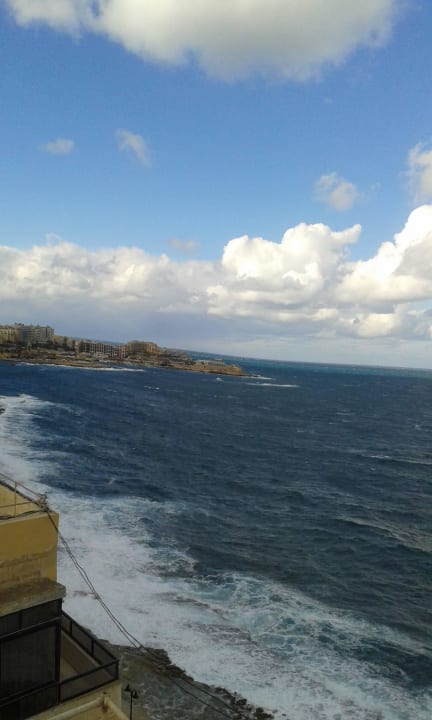 Vom Dach  The Diplomat Hotel