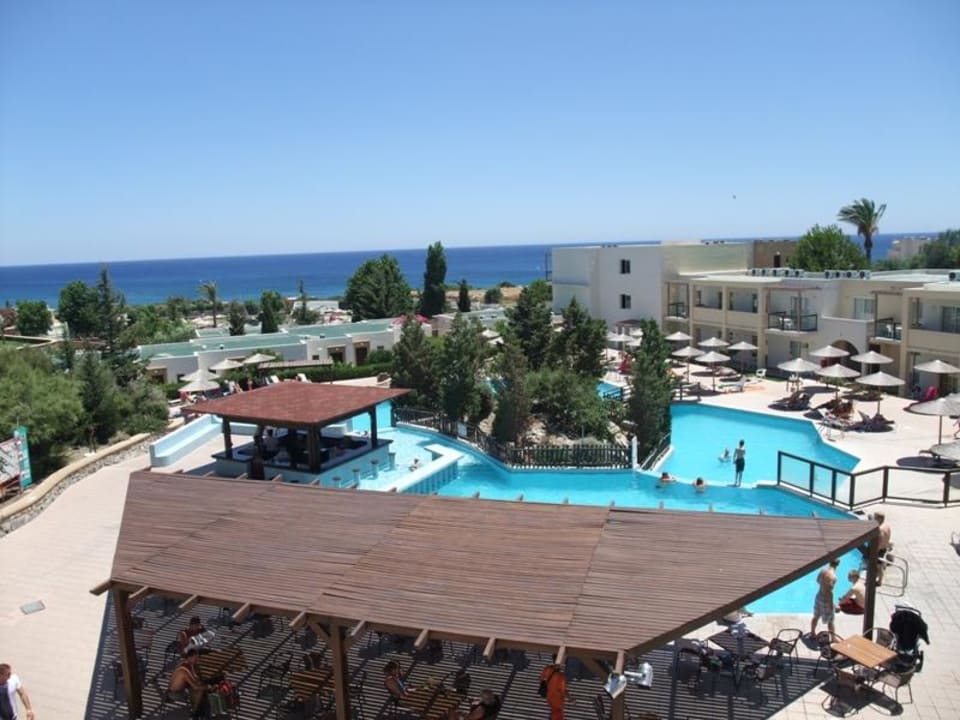 Bild vom Barbereich aus fotografiert alltoura Club Hotel Kiotari Miraluna