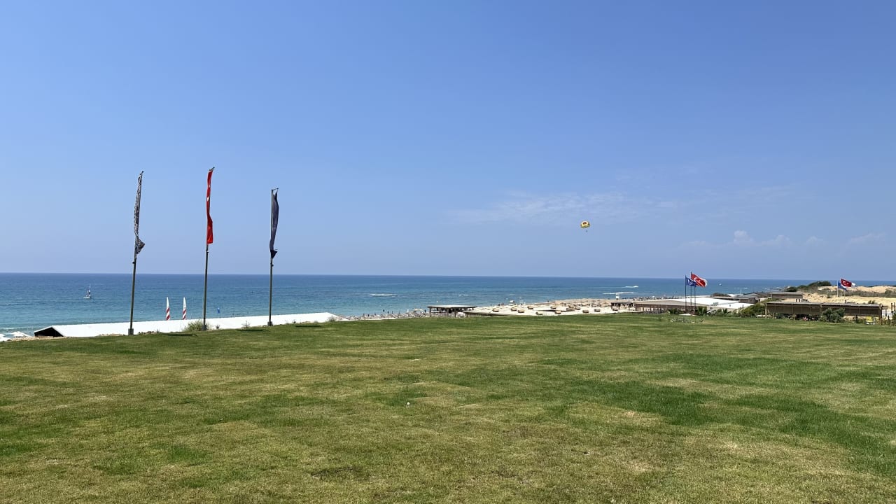 Strand Jacaranda Luxury Resort