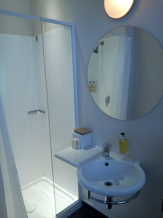 bad Naumi Studio Wellington