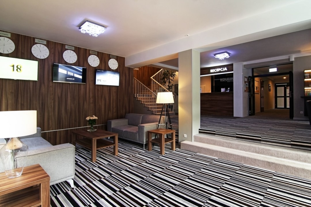 Lobby Kolejarz Best For You