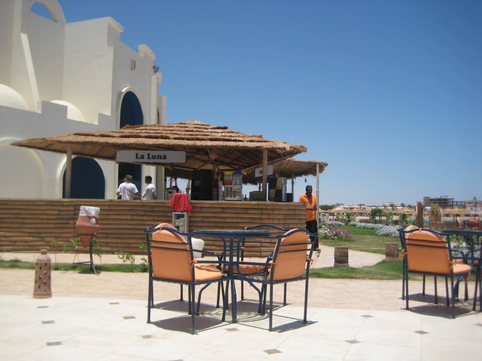 Pool Bar Coral Sun Beach