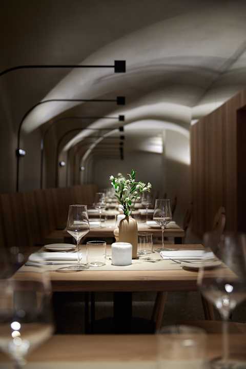 Gastro fink Restaurant & Suites