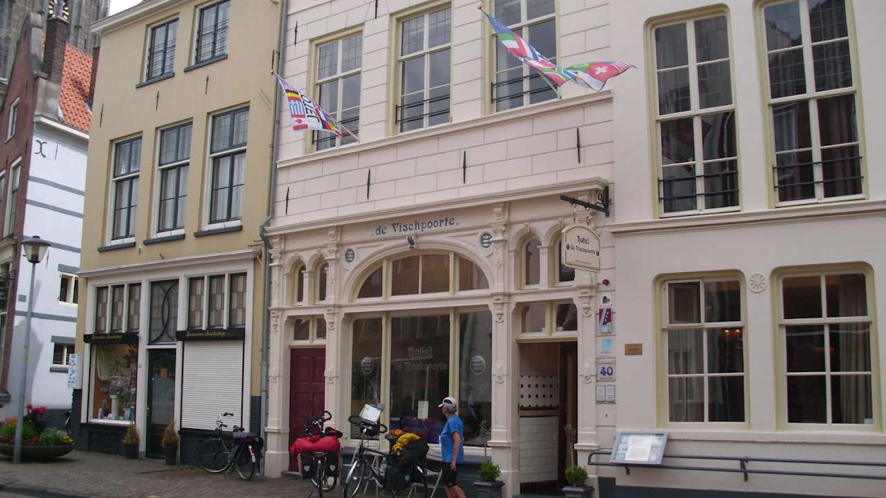 De Vischpoorte  Hotel De Vischpoorte