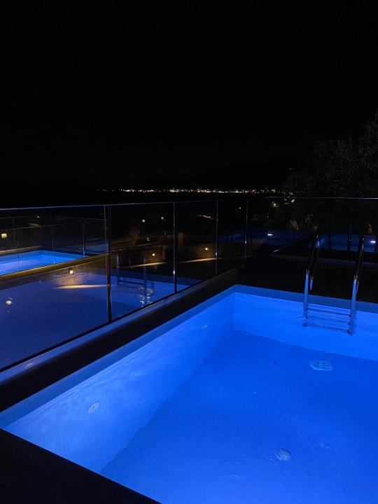 Pool Enorme Santanna Beach