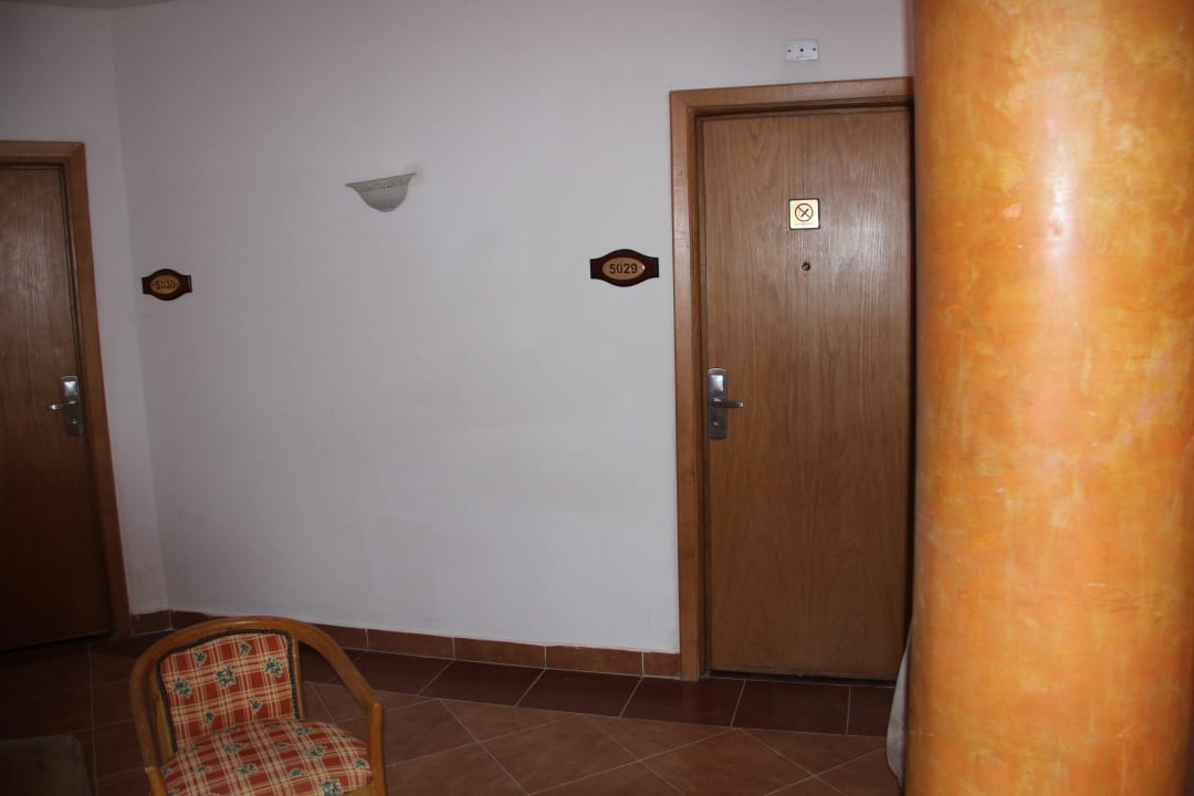 5029 Beach Albatros Resort