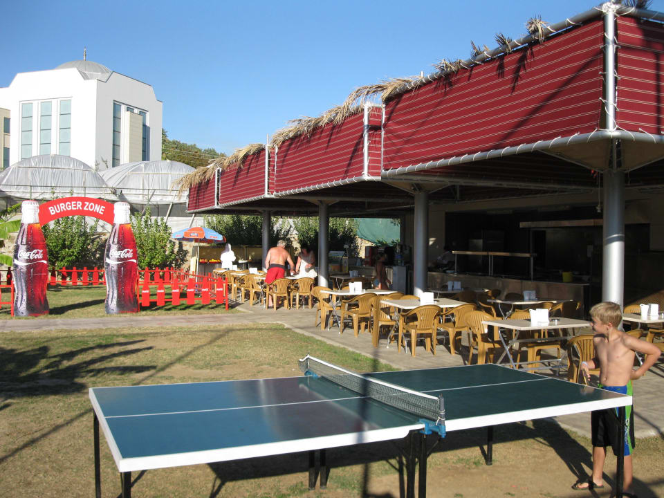 Poolbar im Park Alaiye Alaiye Resort & Spa