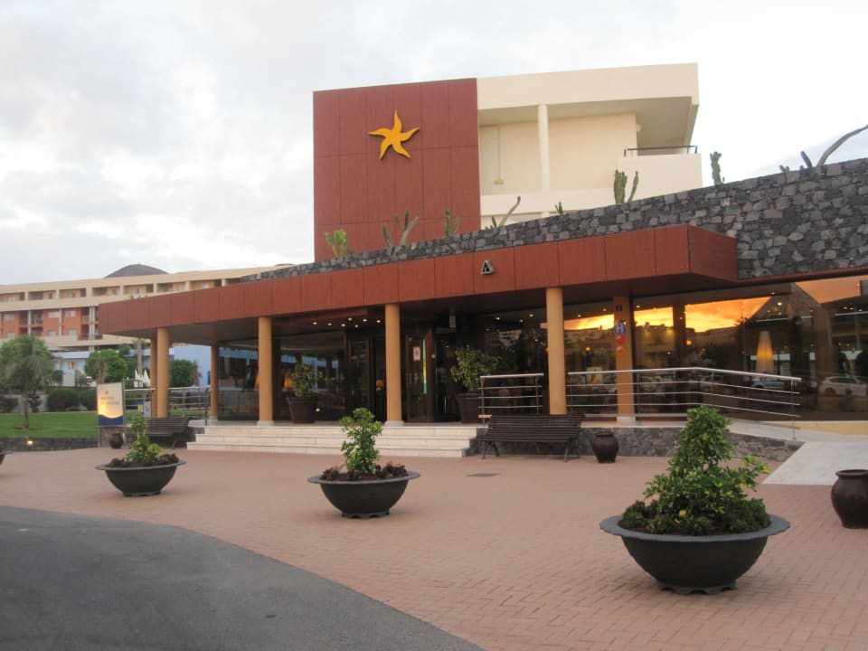 Hotelfront Iberostar Waves Playa Gaviotas
