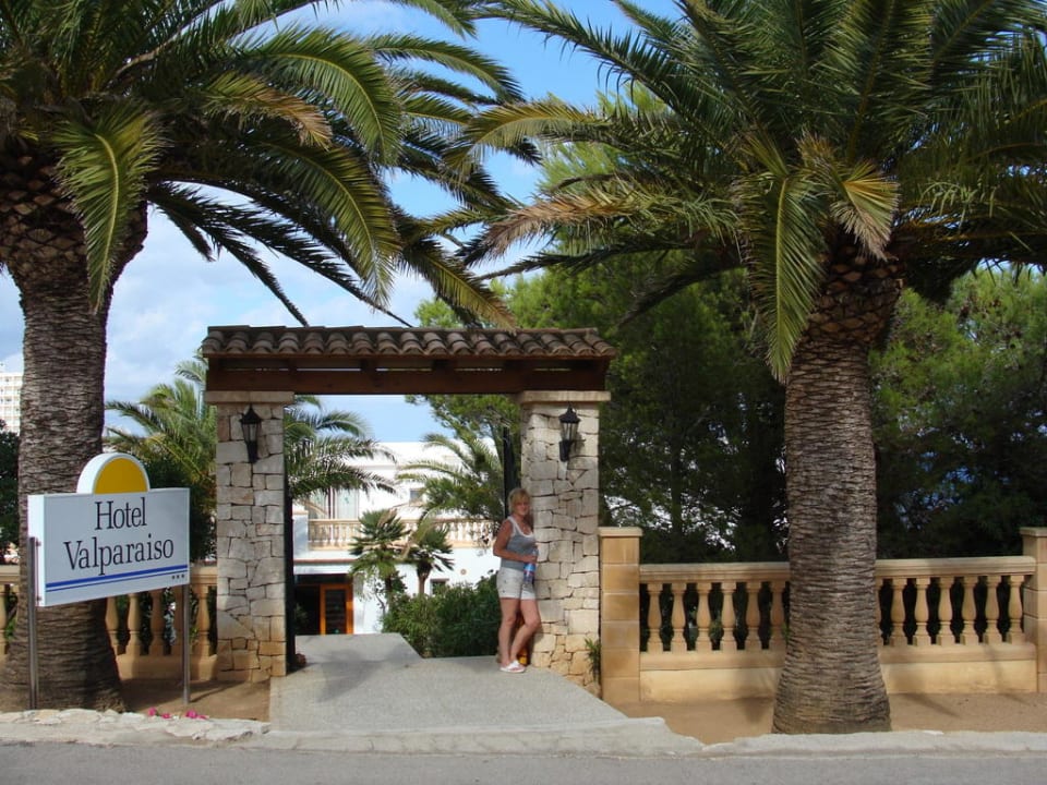 Eingang ICON Valparaiso - Adults Only