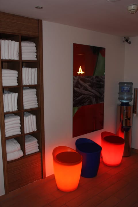 Eingang Spa-Bereich Novotel Hamburg City Alster