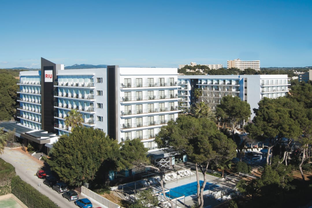 Außenansicht Hotel Riu Bravo