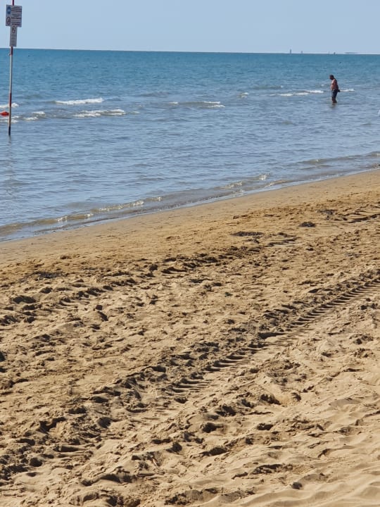 Strand Aparthotel Holiday