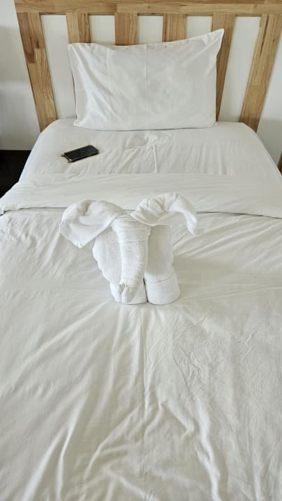 Zimmer Ban's Diving Resort