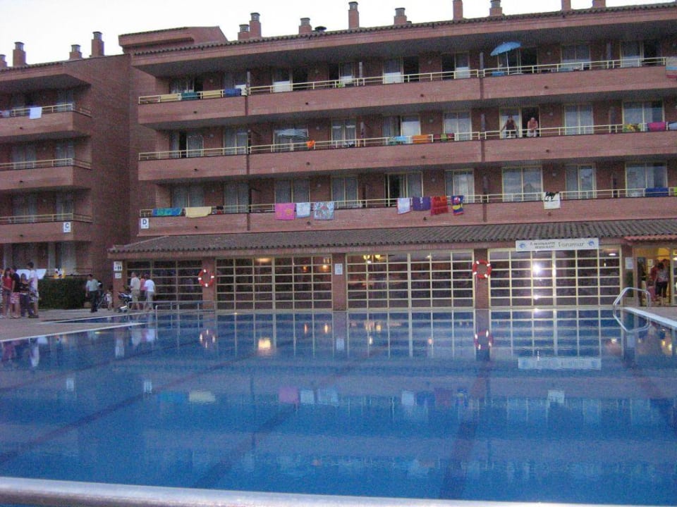 Pool Voramar Hotel