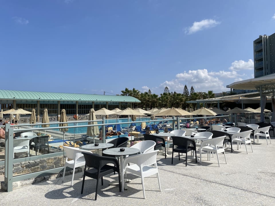 Pool Arina Beach Resort